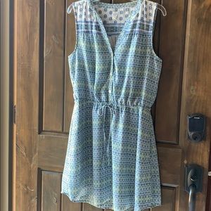 - Gap sleeveless dress with pockets medium